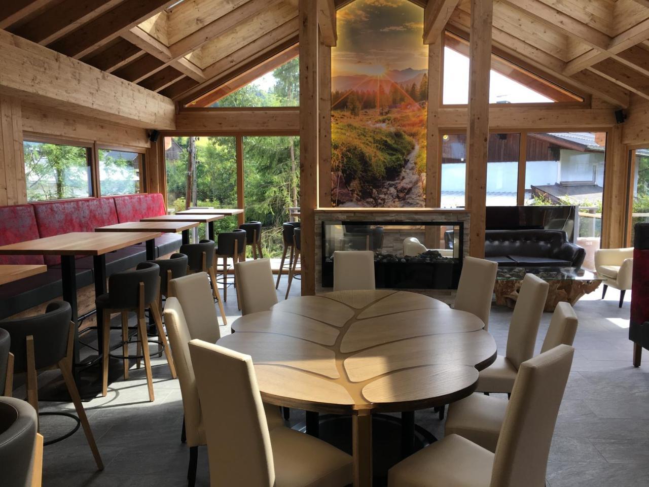 Apart- Und Wellnesshotel Dachsteinresort Russbach am Pass Gschütt Exteriér fotografie